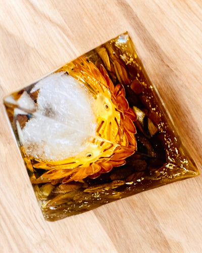 Crystal Pyramid of Prosperity Happy Crystal Ball, Tiger's Eye Stone, Copper Lotus