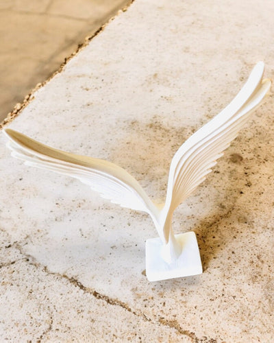 Elegant Angel Wings Figurine 15 cm high – "Winged Guardians", customizable with engraving for a gift, personalization, 2 color variants