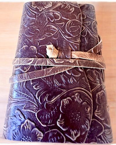 Premium Leather Notebook "Nature's Elegance" - 200 pages, 120g, notebook, sketchbook, 2 colors to choose from, personalization with engraving