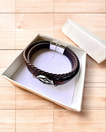 Bracelet "Compass Adventure" - customizable with engraving for a gift, 2 color variants available