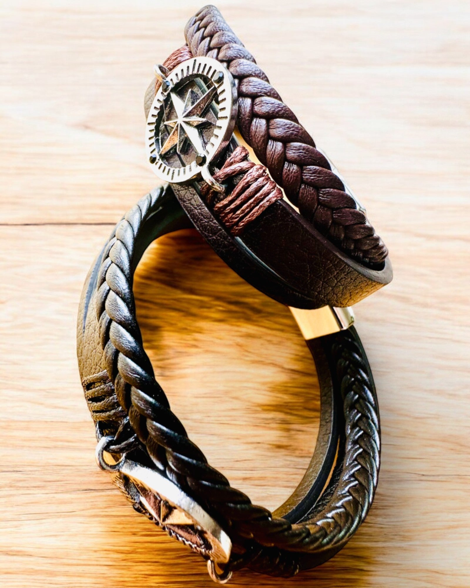 Bracelet "Compass Adventure" - customizable with engraving for a gift, 2 color variants available