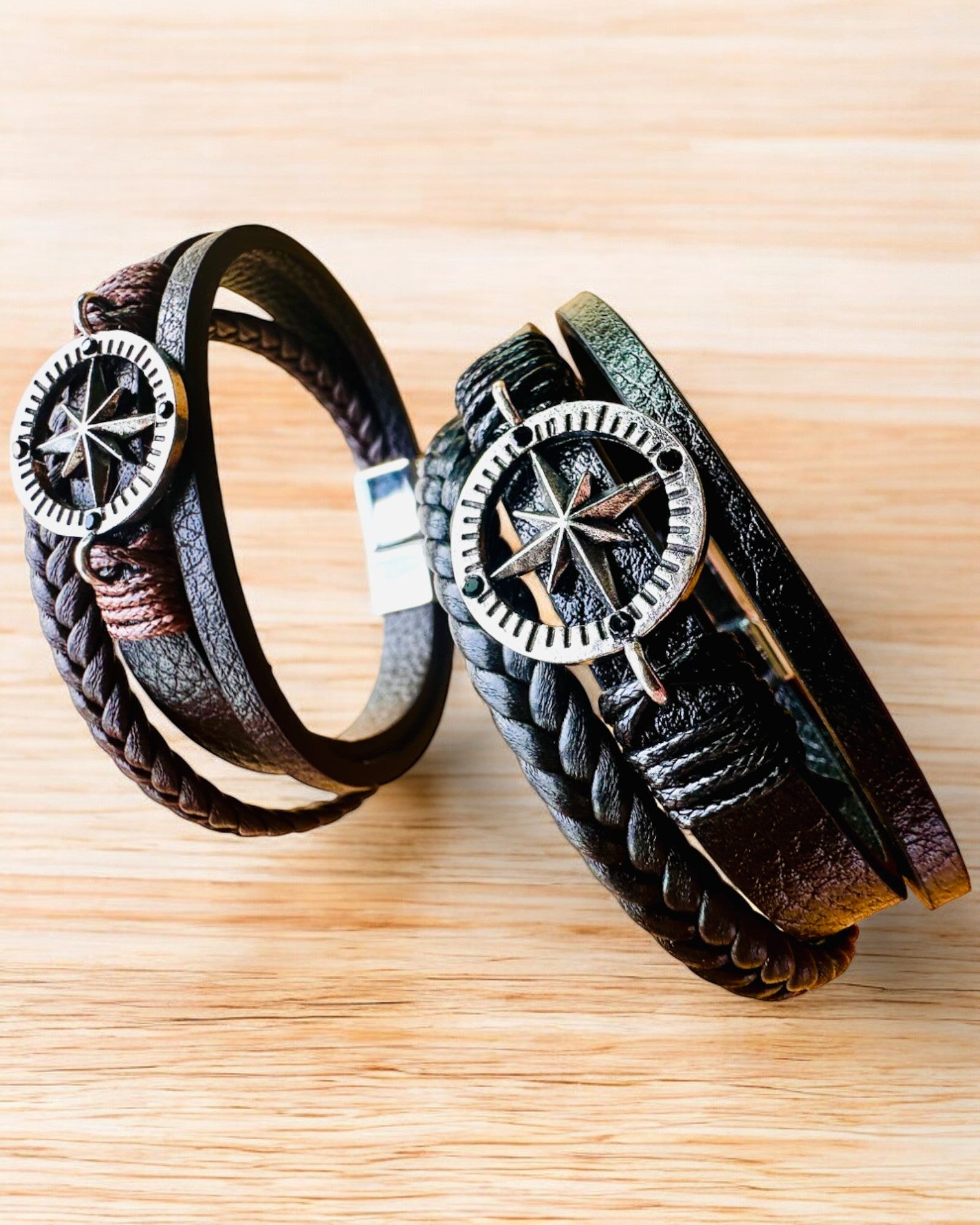 Bracelet "Compass Adventure" - customizable with engraving for a gift, 2 color variants available
