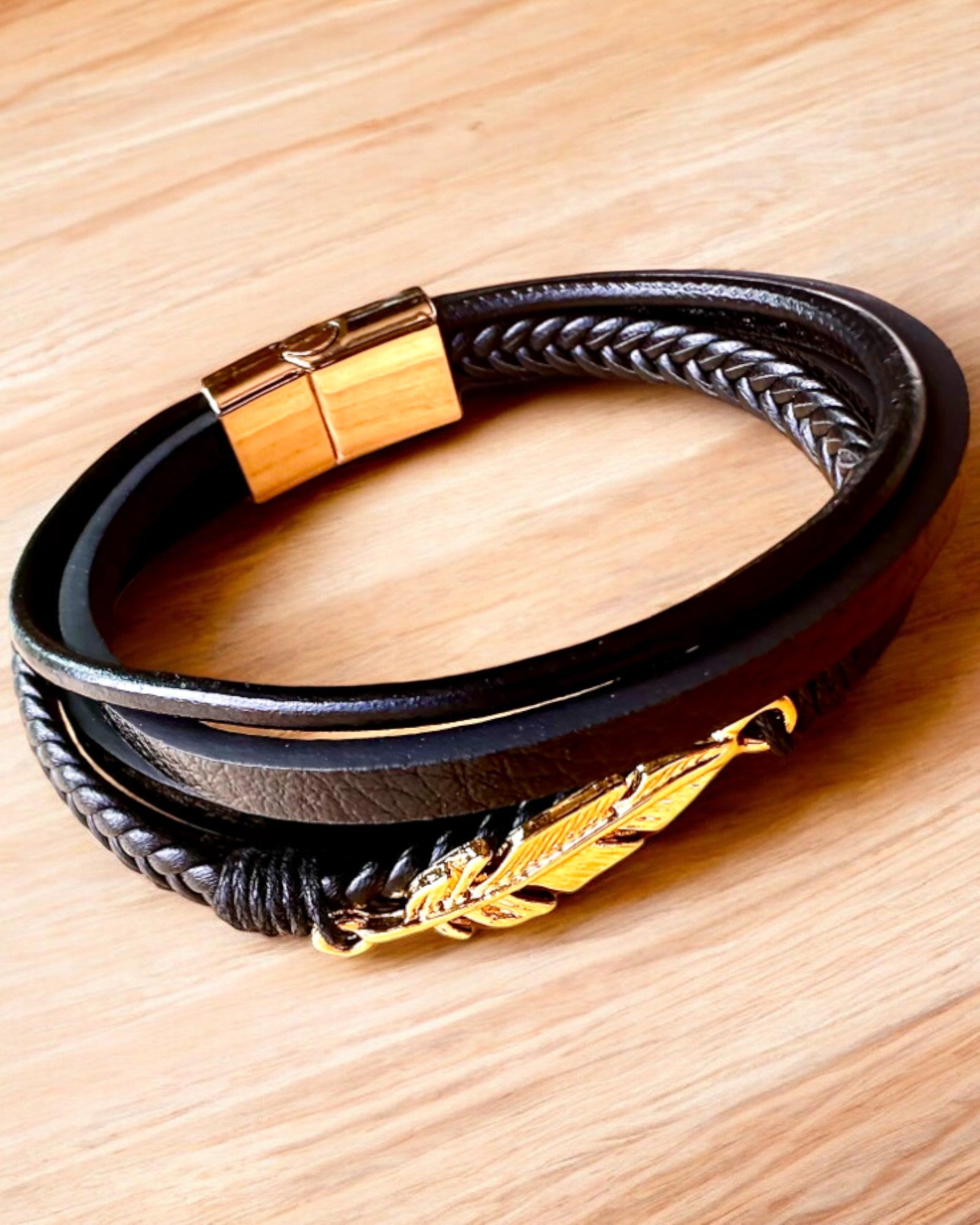 "Eagle" Bracelet with Engraving Option, 3 Color Variants
