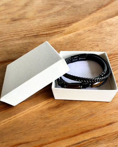 Men's Bracelet Magnetic Love – leather with the option of personalization with engraving as a gift