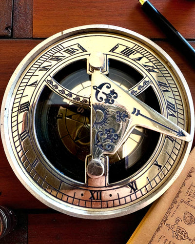 Voyager 7cm Sundial Compass – brass sundial with compass, personalized engraving for a gift
