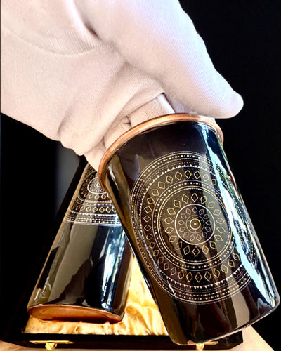Copper Set Mandala – 1L Bottle + 2 Cups in Case, personalization with engraving available as a gift