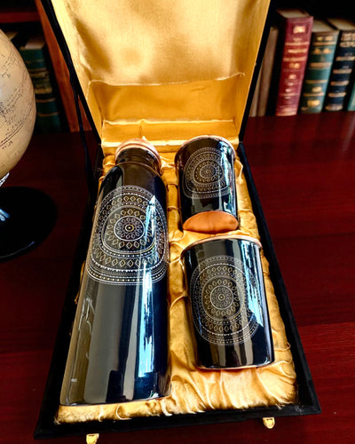 Copper Set Mandala – 1L Bottle + 2 Cups in Case, personalization with engraving available as a gift