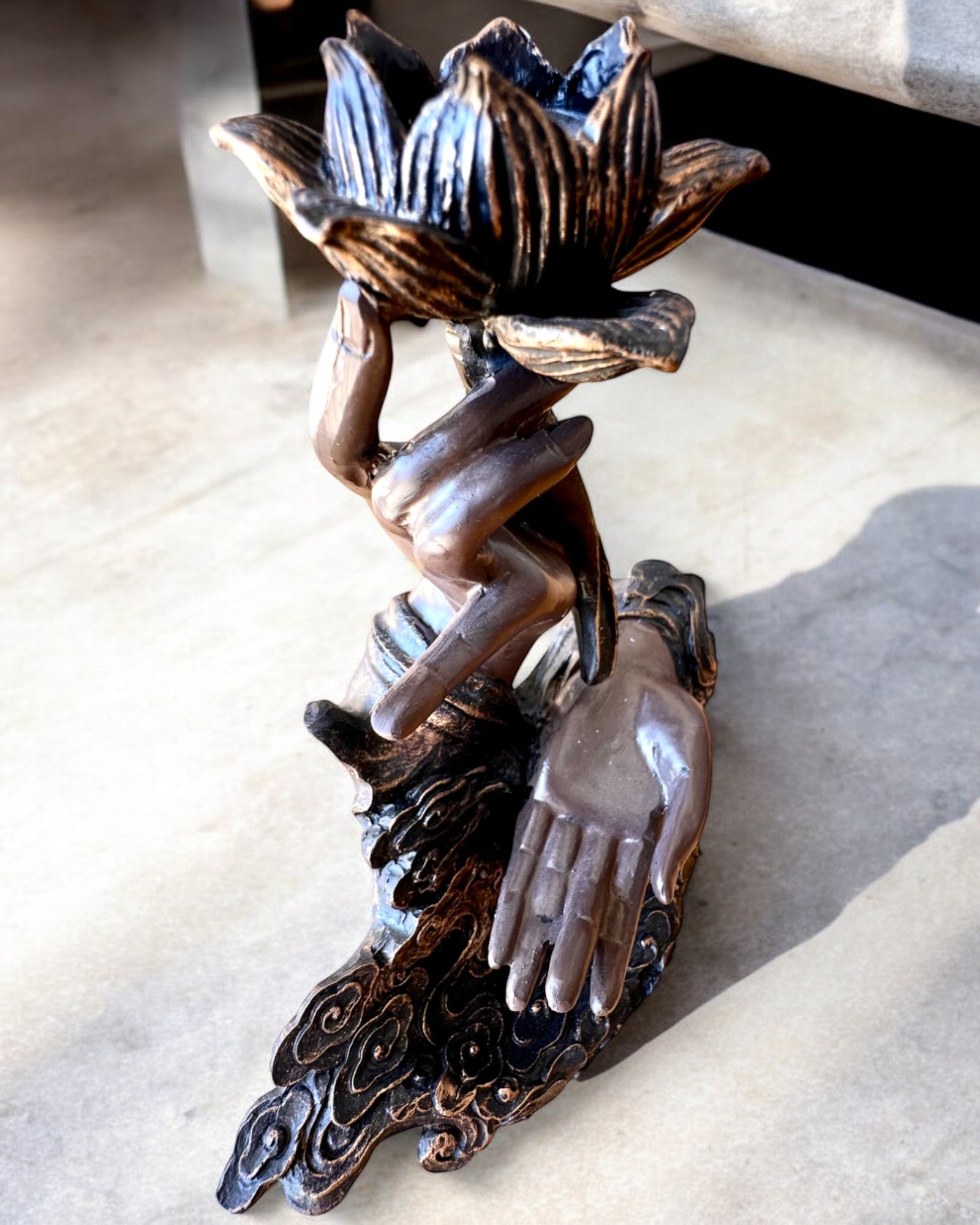 Mystical Hand - Incense Burner, Incense Holder with Flow, Customizable with Engraving for a Gift