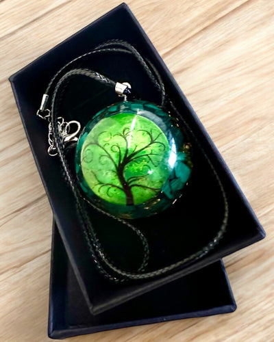 "Malachite Amulet of Life" - necklace with customizable engraving for a gift