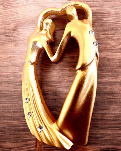 Figurine symbol of love - "Eternal Closeness" as a gift, personalization with engraving
