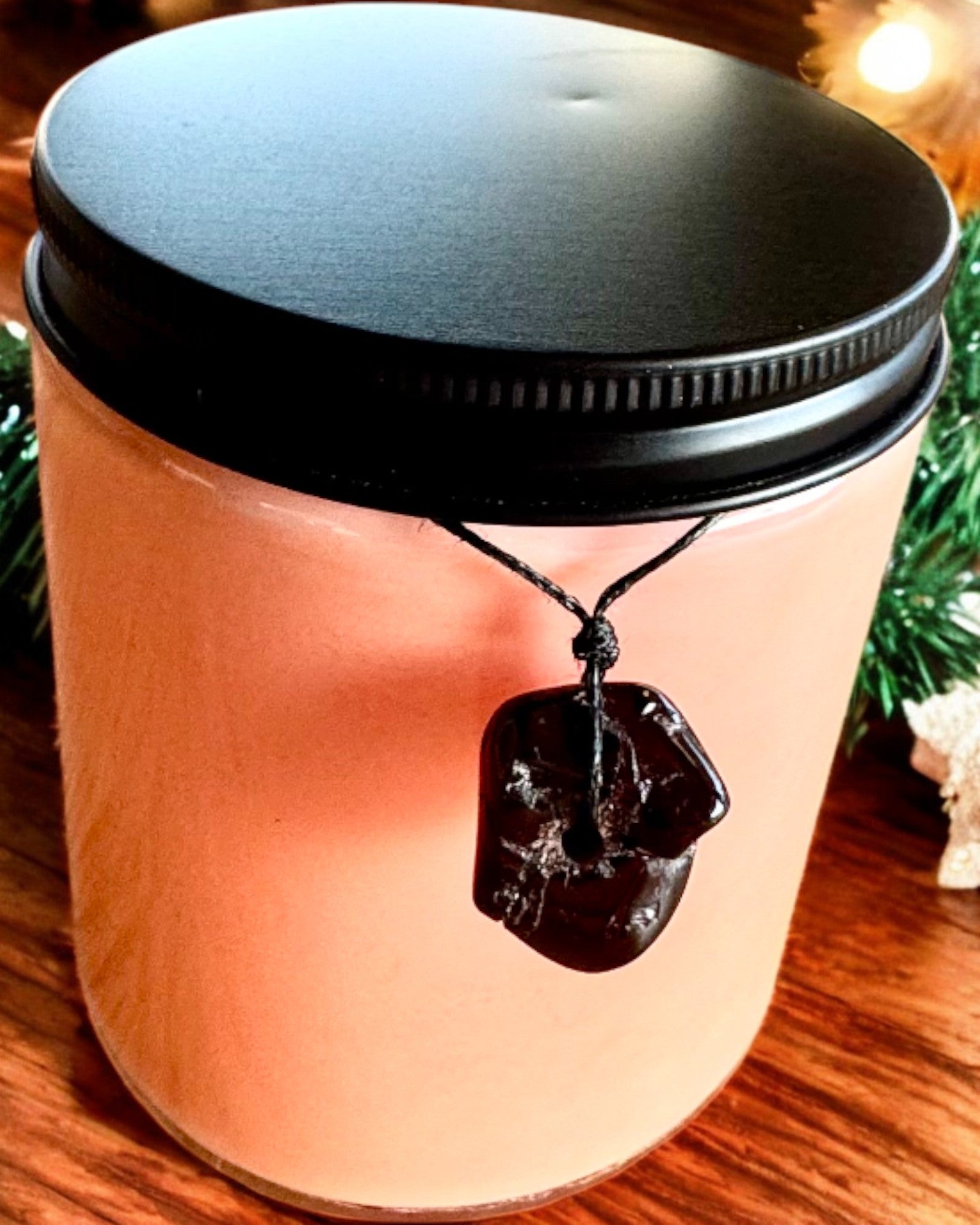 Intentional soy candle 250 ml with natural stone – choose your energy: Citrine or Garnet, personalized engraving for a gift