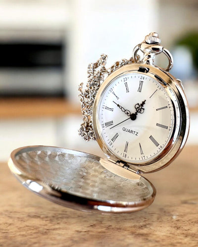 Elegant Pocket Watch "Timeless Classic", silver color, customizable with engraving for a gift