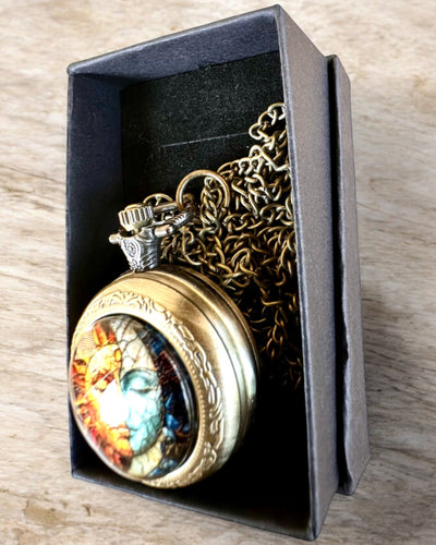 Elegant "Słoneczna Luminacja" pocket watch with engraving option for a gift