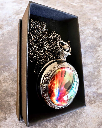 "Magic Deck" Pocket Watch - Stylish Stainless Steel Accessory, Personalized Engraving for a Gift