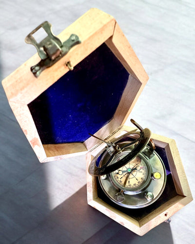 Captain's Compass "Explorer 2" - personalization option with engraving for a gift, 2 color variants to choose from