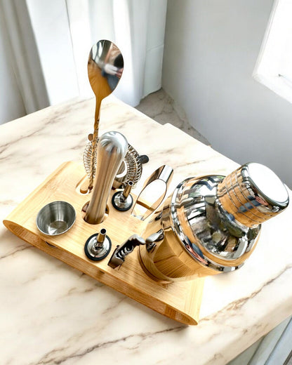 "MixMaster Pro" Bartender Set, customizable with engraving for a gift