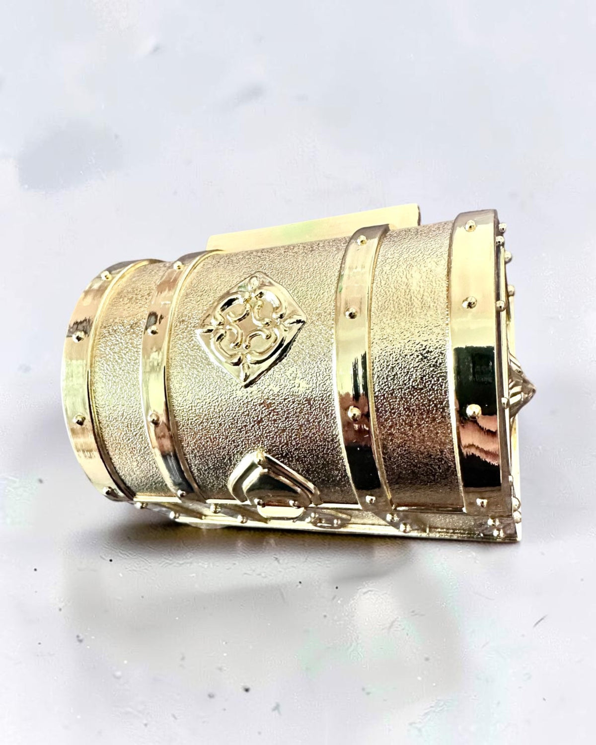 Retro Metal Treasure Chest with Engraving - Silvery Box 7x5x5 cm