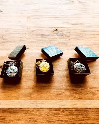 Pocket Watch "Motocyklowy Elegancik 2" – Engraving for a gift, 3 color variants