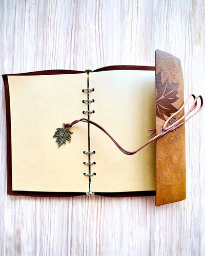 Notebook "Autumn Leaves" A5 Format, customizable with engraving for a gift