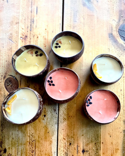 Soy Candle in a Coconut 200-300 ml – Summer Collection, 3 scents to choose from, personalization with engraving
