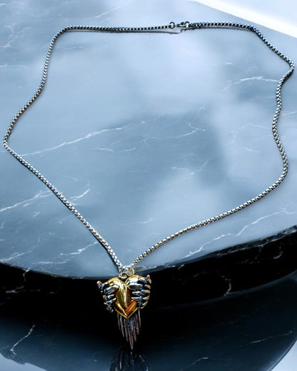 "Heartpiercer Amulet – Dark Wings of Love", personalization option with engraving for a gift.        4o