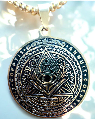 Amulet of Mysterious Power - Necklace with Engraving, 2 color variants to choose from