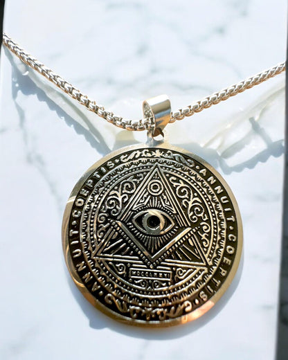Amulet of Mysterious Power - Necklace with Engraving, 2 color variants to choose from