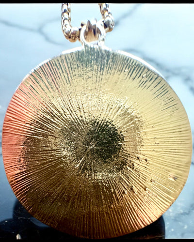 Amulet "Oko Horusa" - Elegance and Protection, customizable with engraving for a gift