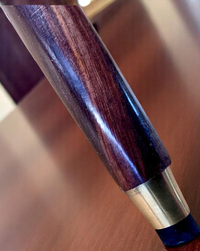 Walking Cane "Royal Hand" – hand-carved from Indian mango wood, customizable with engraving