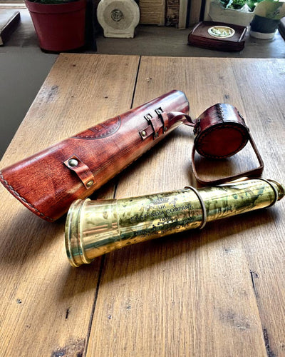 Royal Spyglass "Voyager 1818" – Exclusive, Brass, 83 cm, Handcrafted, Genuine Leather Case – Collector's Edition, Customization with Engraving for Gift