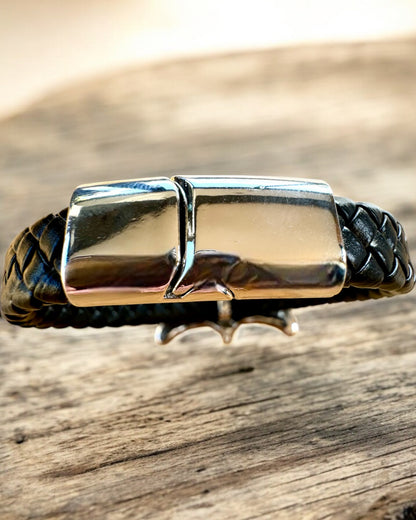 Men's Bracelet "SkyRider" – Leather Style with Character - Customizable with Engraving