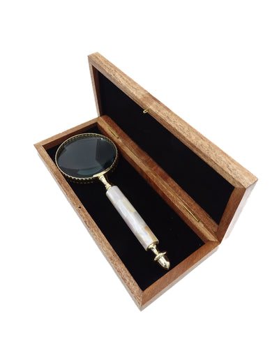 Reading Magnifying Glass NC2684