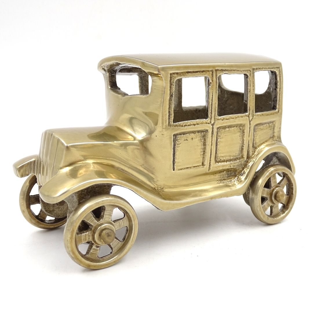 Retro Car Metal Model – N796