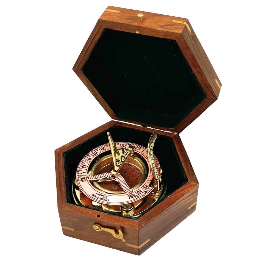 Brass Compass with Sundial in an Elegant Wooden Box - Perfect Personalized Gift with Engraving Option - Retro Style, Classic Craftsmanship, High Quality