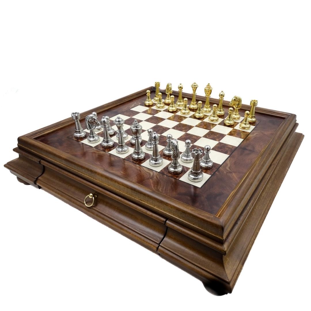 Large Exclusive Italfama Chess Set Made of Gold-Plated Metal 53x53 cm – N137