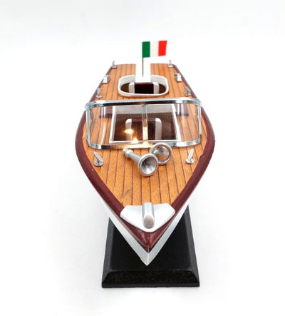 Motorboat model - perfect gift for sailing enthusiasts - REE