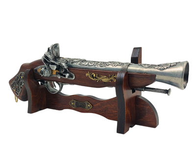 Large Italian Pistol on Stand - 17th-Century Replica – 163S