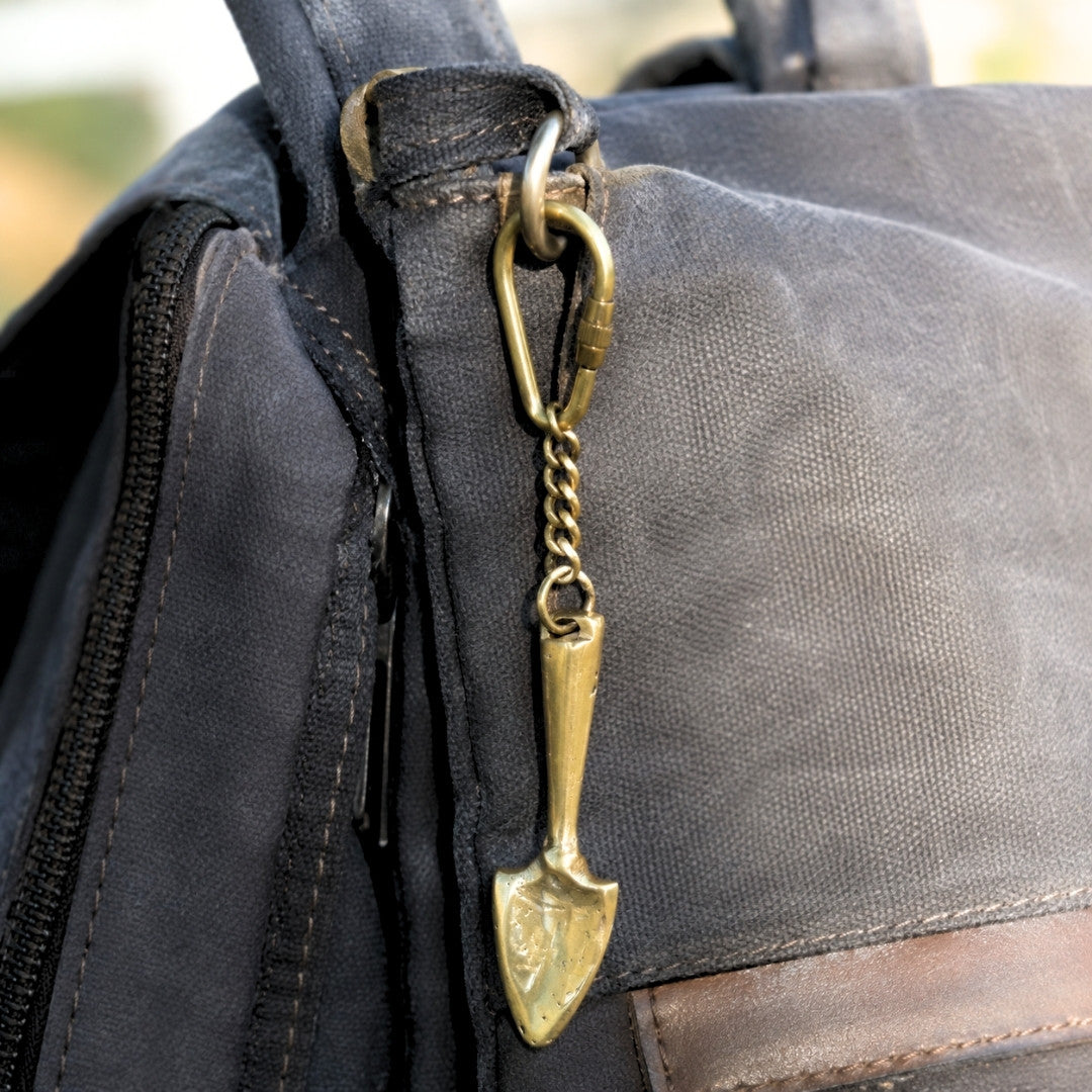 Brass Spade Keychain Gift for a Gardener - KRT28