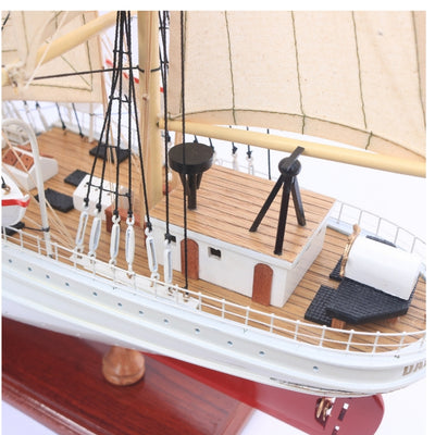 Exclusive 82 cm Dar Pomorza sailing ship model with the option of personalization by engraving