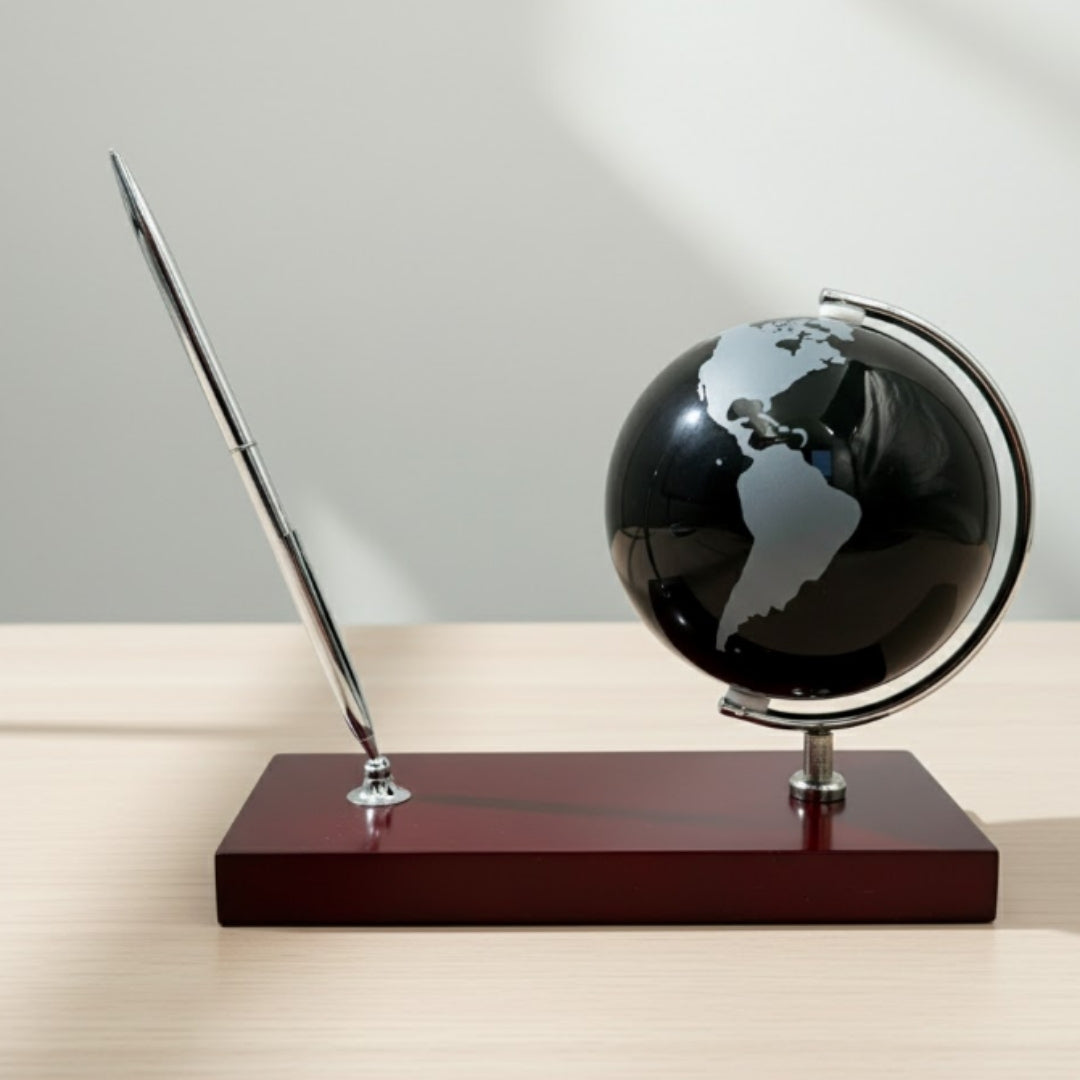 Elegant Decorative Desk Set Globe Pen Holder - Gift for the Boss – WBK