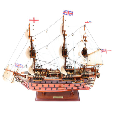 Assembled 54 cm HMS Victory sailing ship model - Handmade replica with the option of personalization by engraving - Ideal gift for sailing enthusiasts - High quality, elegant wooden base