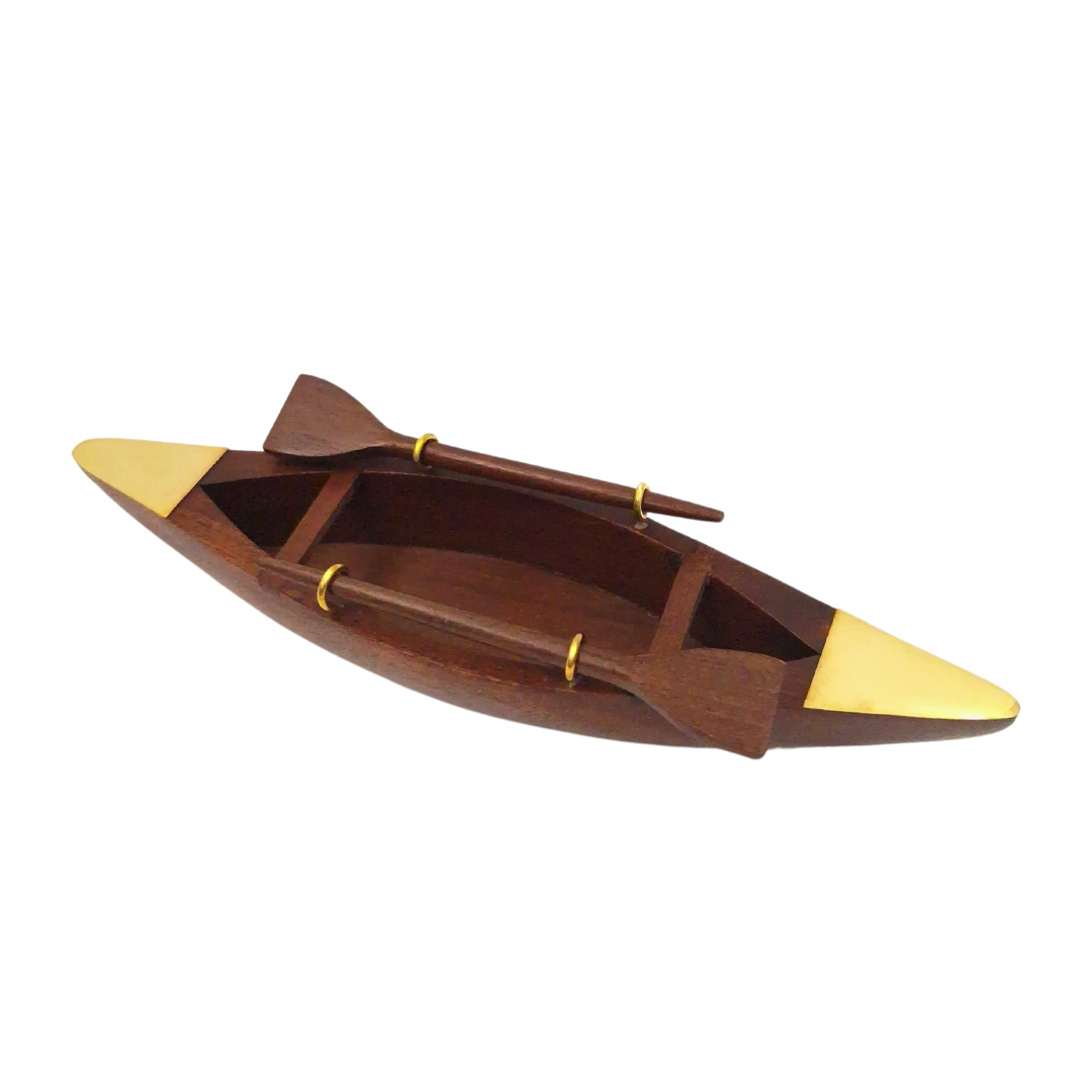 Elegant Wooden Boat Model 25 cm - Desk Decoration with Brass Elements - Ideal Gift for a Sailor with Engraving Personalization Option - Nautical and Retro Style
