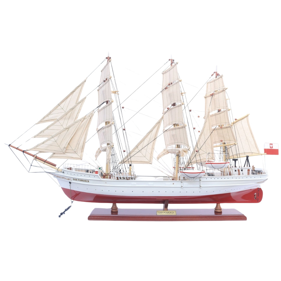 Exclusive 82 cm Dar Pomorza sailing ship model with the option of personalization by engraving