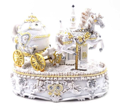 Wedding Carriage Music Box, Decoration, Gift for Newlyweds – 14279