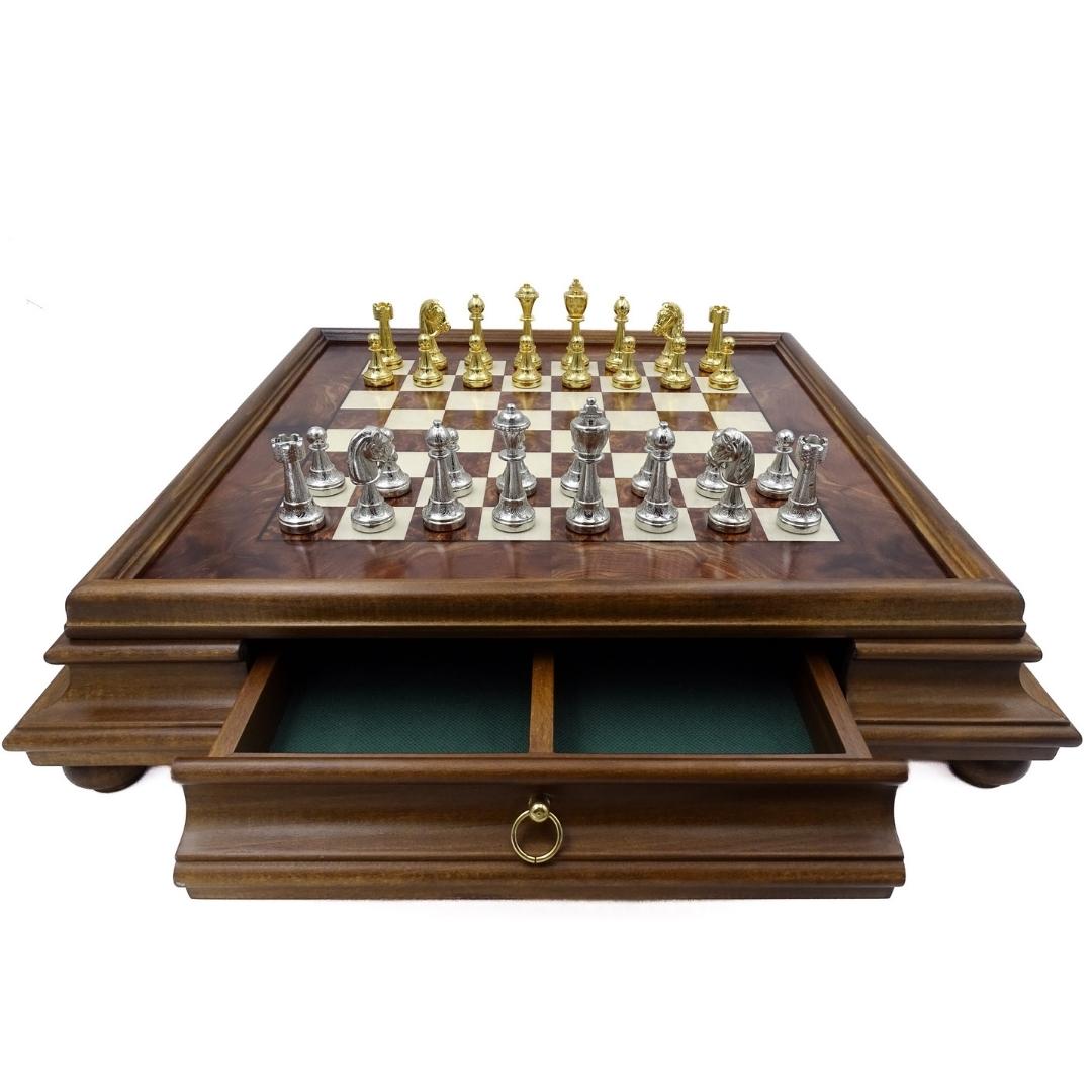 Large Exclusive Italfama Chess Set Made of Gold-Plated Metal 53x53 cm – N137
