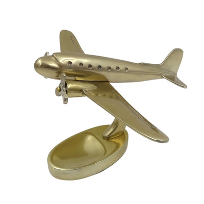 Large metal model of a twin-engine aircraft – 90549