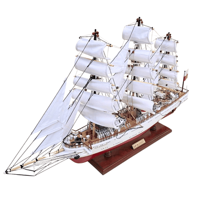 Exclusive XXL 71 cm Dar Młodzieży sailing ship model, with the option of personalization by engraving