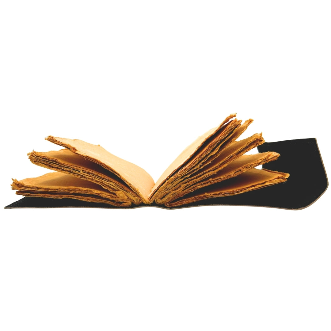 Retro Leather Notebook with Stone and Moon Phases – 200 Pages 150 GSM – H076
