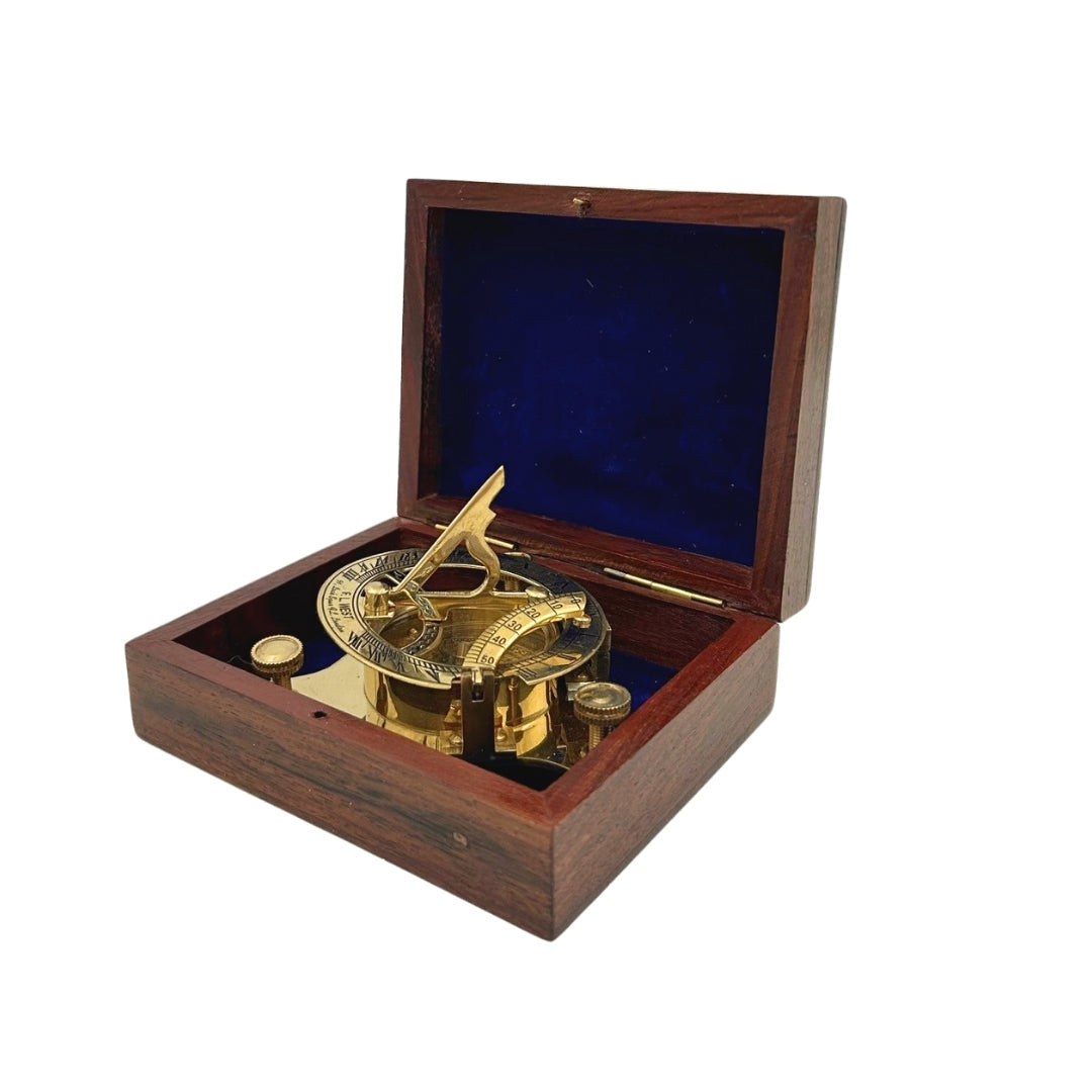 Brass Dollond Compass in Wooden Box with Sundial Function - Perfect Gift with Engraving Option - Antique Style, Dimensions 7.5 x 7.5 x 3 cm