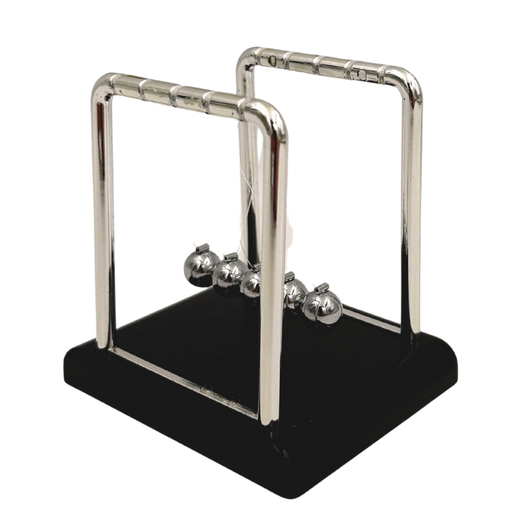 Newton's Cradle – Desk Gadget - YG002C